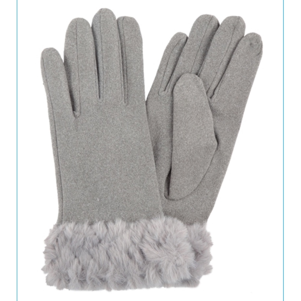 NWT Fleece and Sherpa Smart Touch Gloves in Dark Gray!